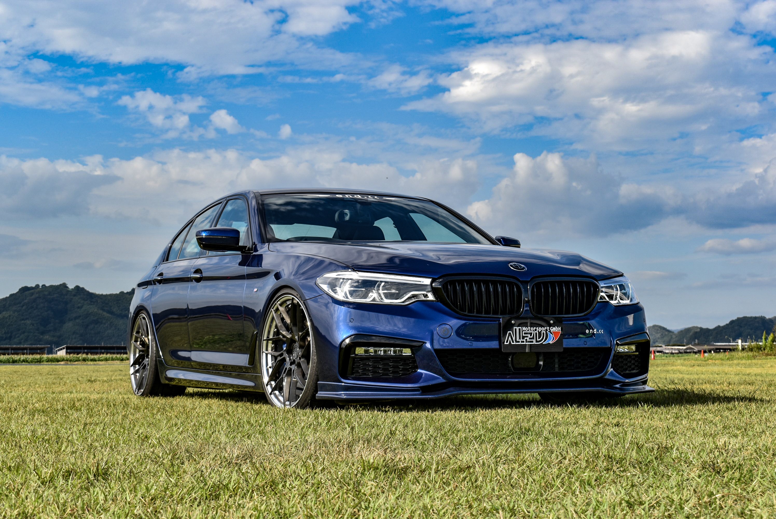 オーダーメイド G30 530i 左右 7% BMW 5シリーズ セダン 2017年モデル 530i M Sport (左ハンドル)の価格