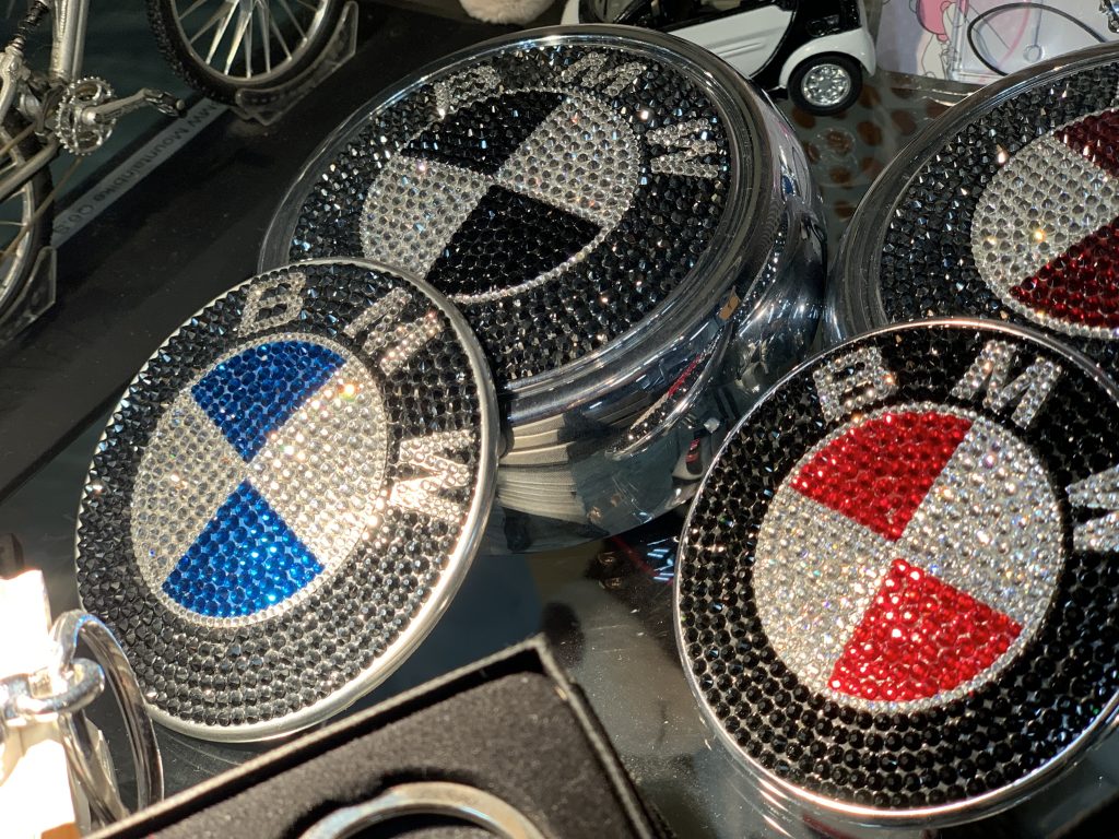 BMW純正フローティングセンターキャップ入荷！ - ALLZU Motorenbau 
