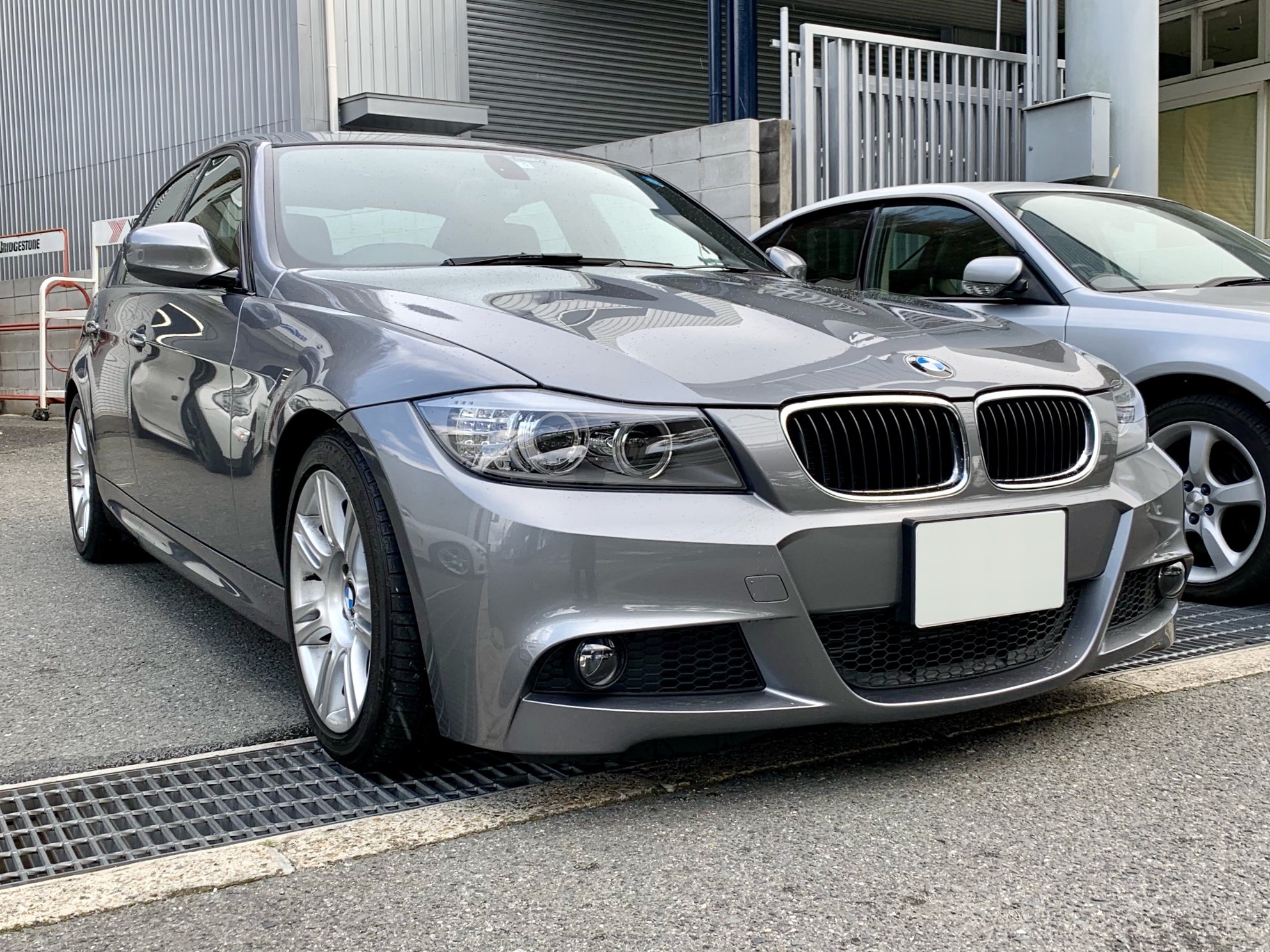 E90 320i Msport LCIにウィンカー移設キット。 - ALLZU Motorenbau : アルツモトーレンバウ