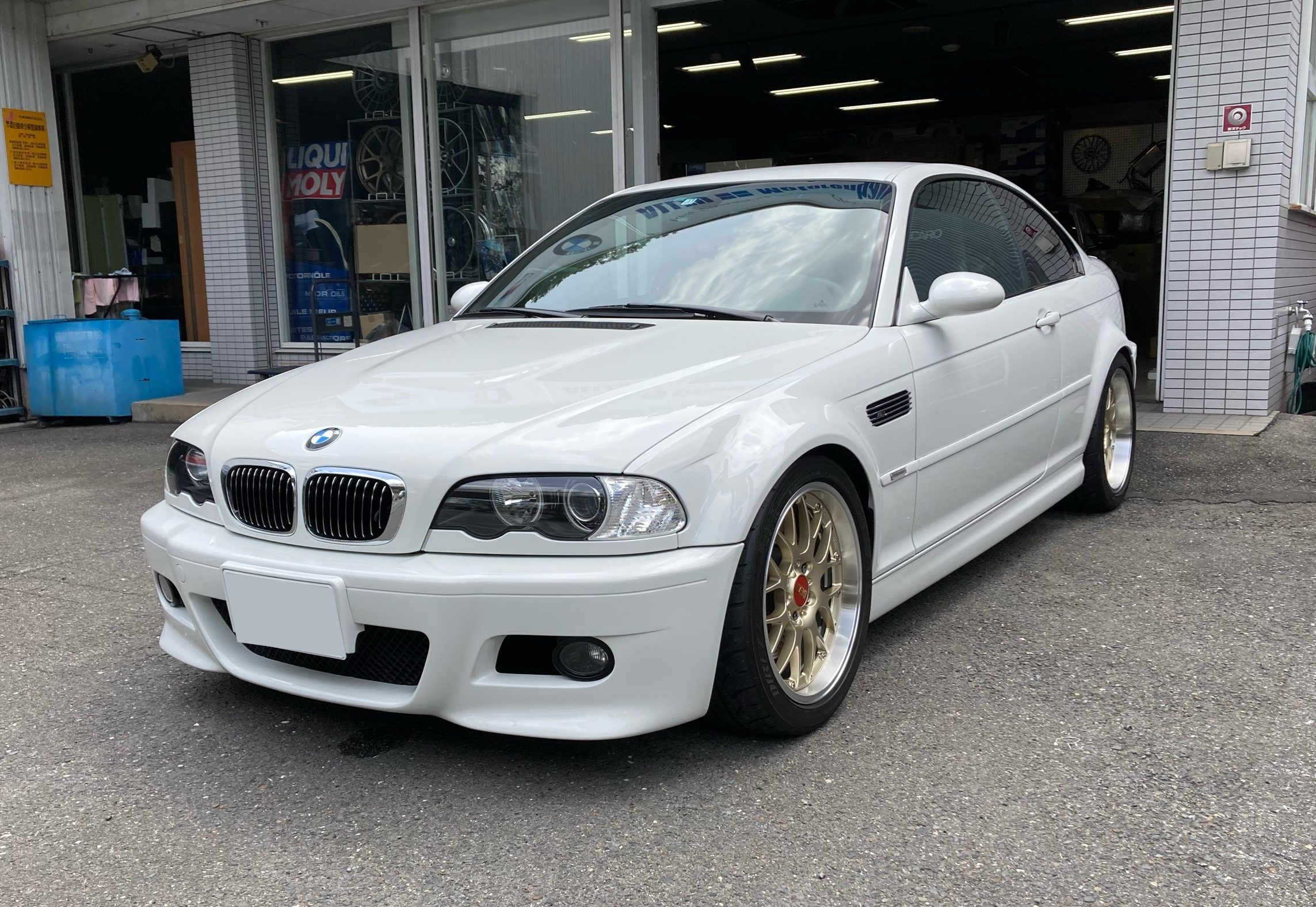 E46 M3 リアバンパー補修リペイント。Yupiteru SUPER CAT LS10