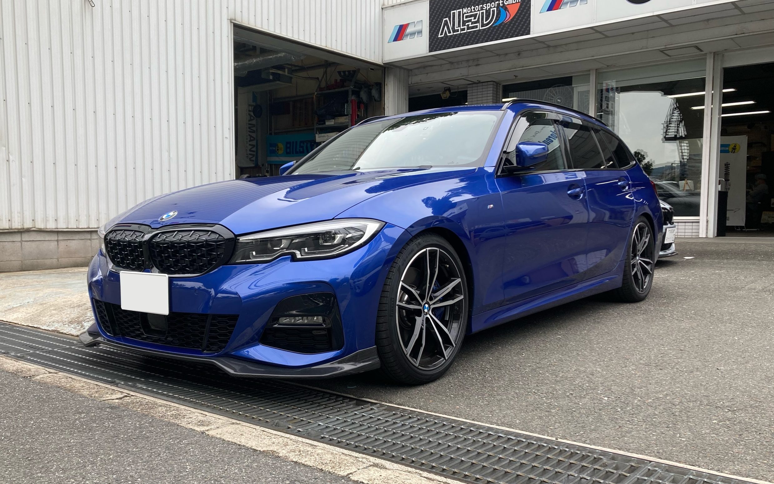 G217-38 BMW 320iツーリング VR20 左テール/フニッシャー | gulatilaw.com