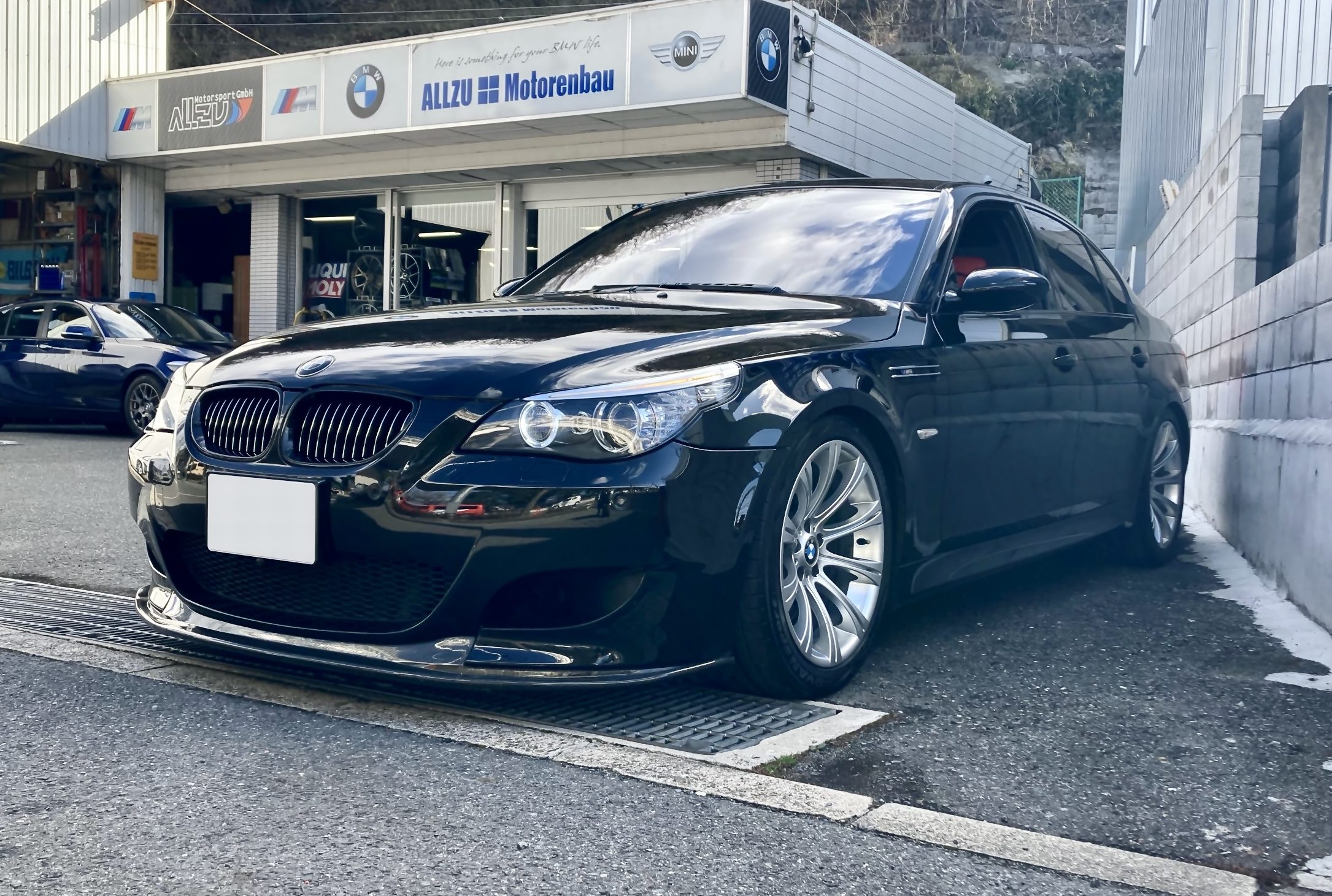 E60 M5 車検整備 定番のリアのガイドアーム/コントロールアームのブーツ破れもアルツならアームASSY交換を避けることが可能です。 - ALLZU  Motorenbau : アルツモトーレンバウ M5 E60 2004年11月～2010年3月 2個セット 車用サンバイザー（紫外線カット＆グレア防止機能付き）角度調整可能 安全運