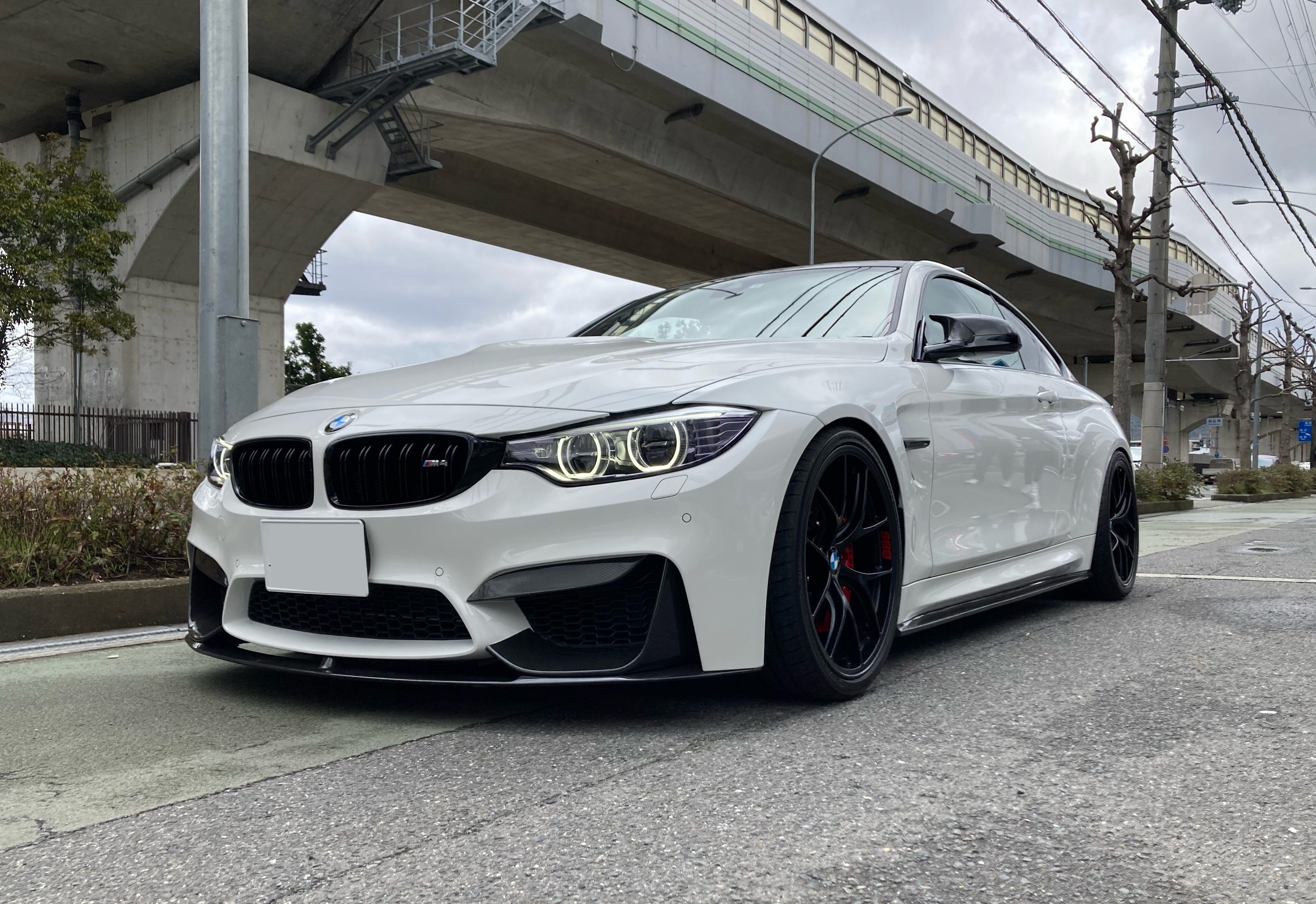 F82 M4 に HEX TUNING STAGE1 でマジでヤバいM4に覚醒!!! - ALLZU