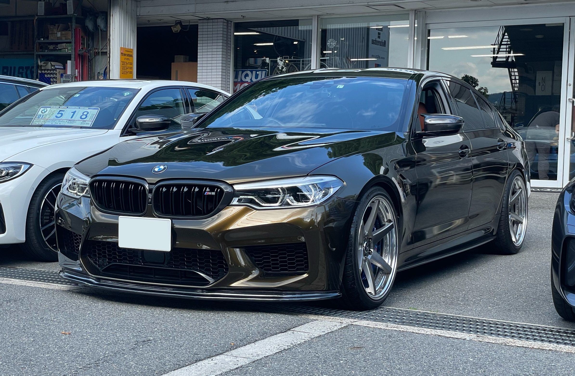 F90 M5 Competition に IDI PREMIUM comfortでホイール交換の準備を