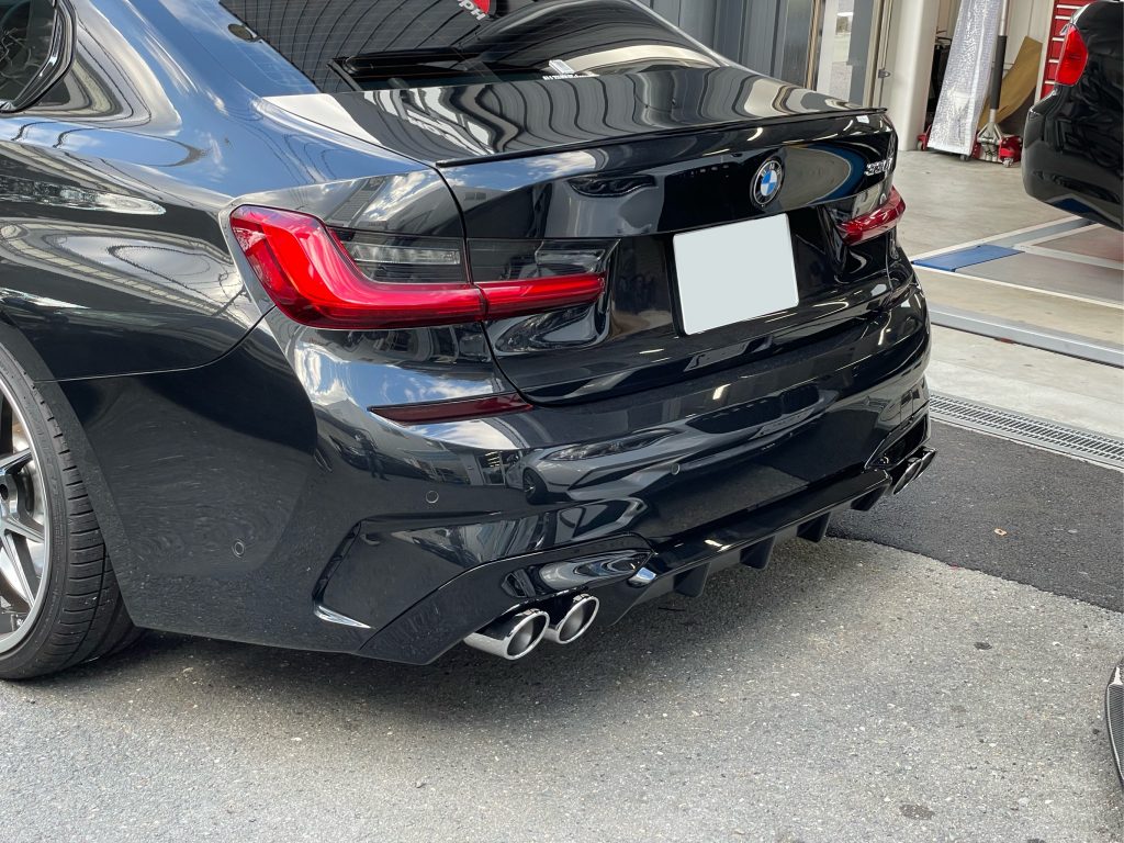 G20 330i Msport に REMUSマフラー×REMUSテールエンド。 - ALLZU