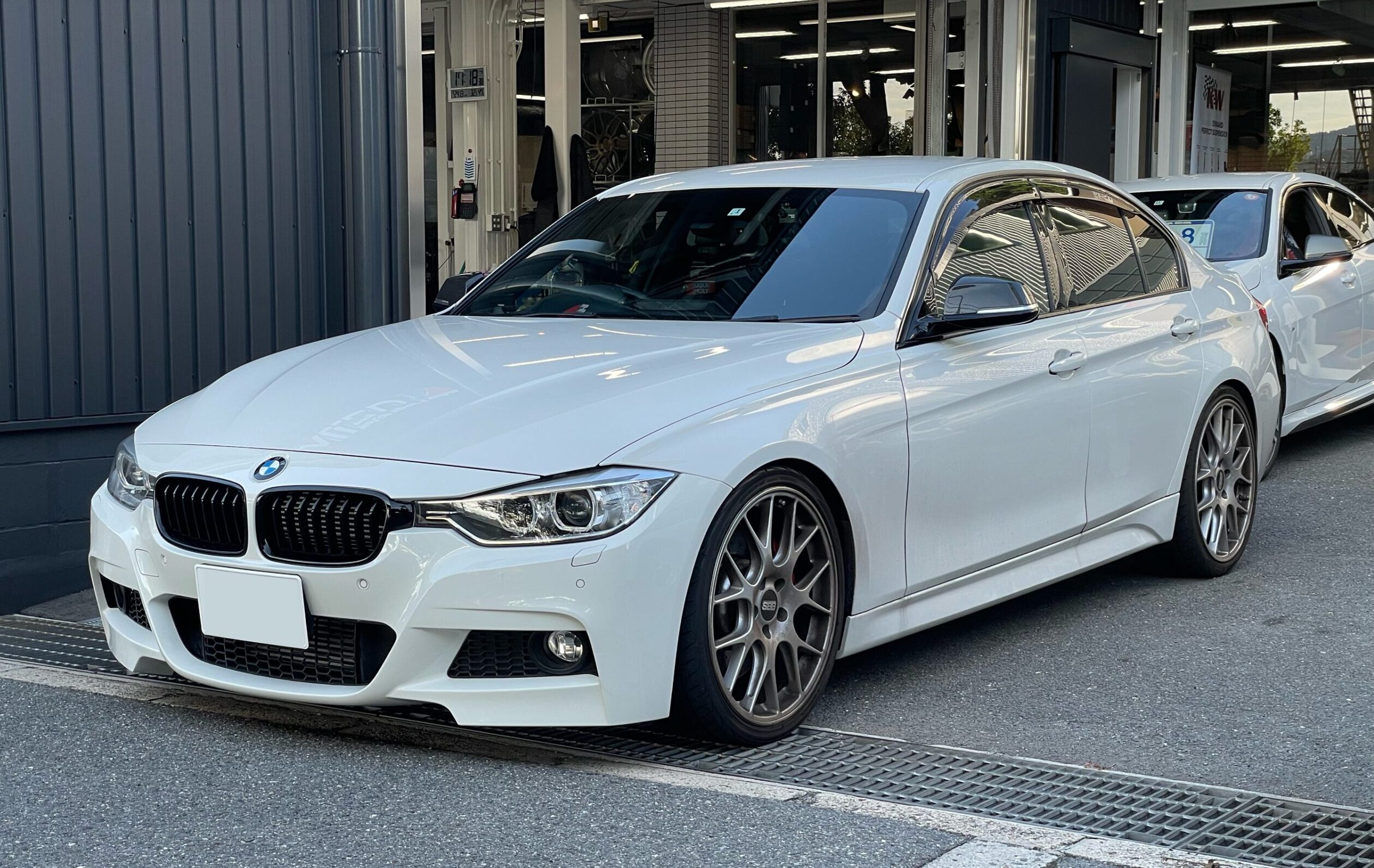 F30 Active Hybrid 3 に FTP Motorsport Boost ＆ Charge Pipe Kit