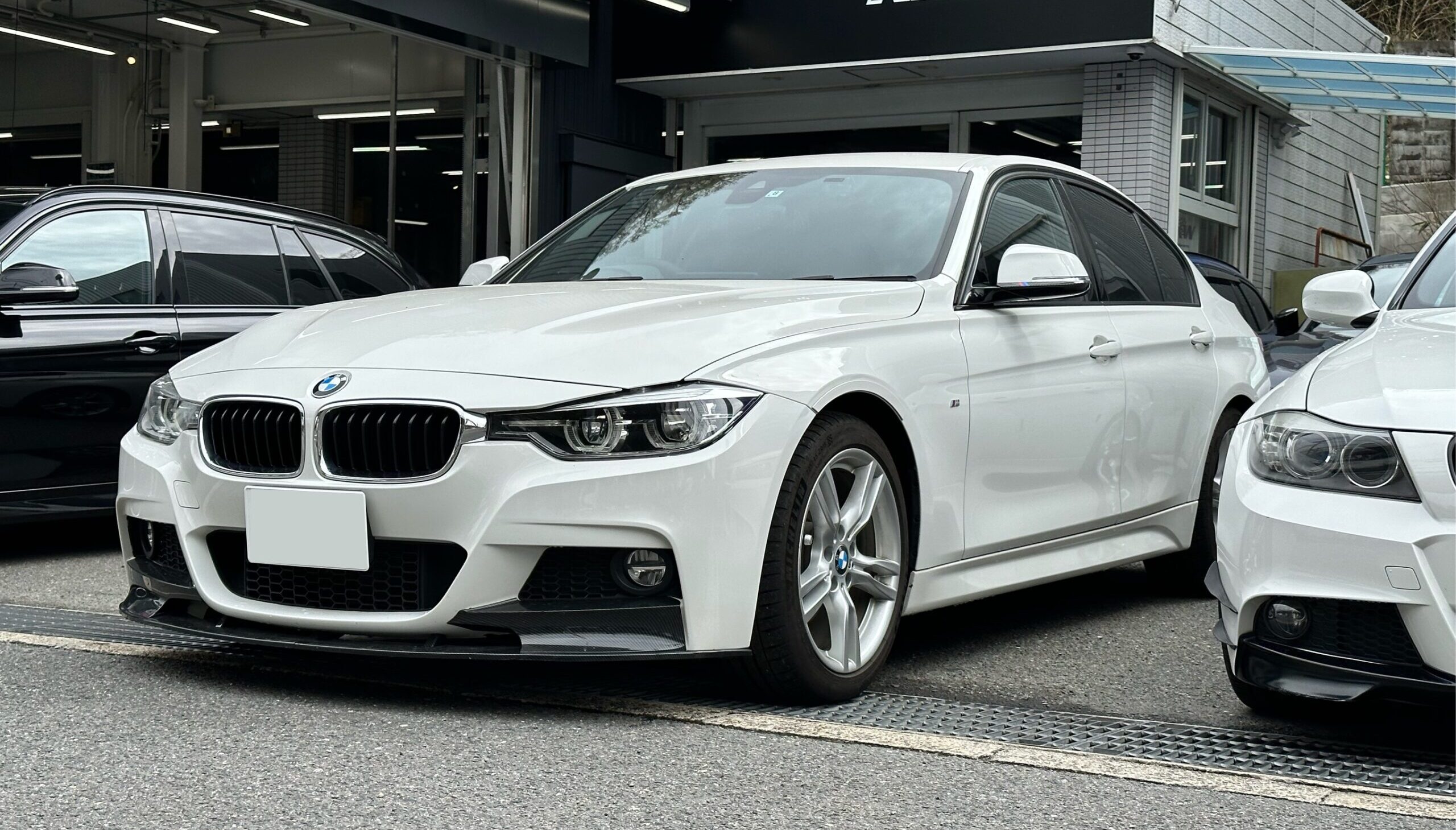 F30 320i Msport LCI 定番化？B48Eg エア抜きライン予防交換。 - ALLZU