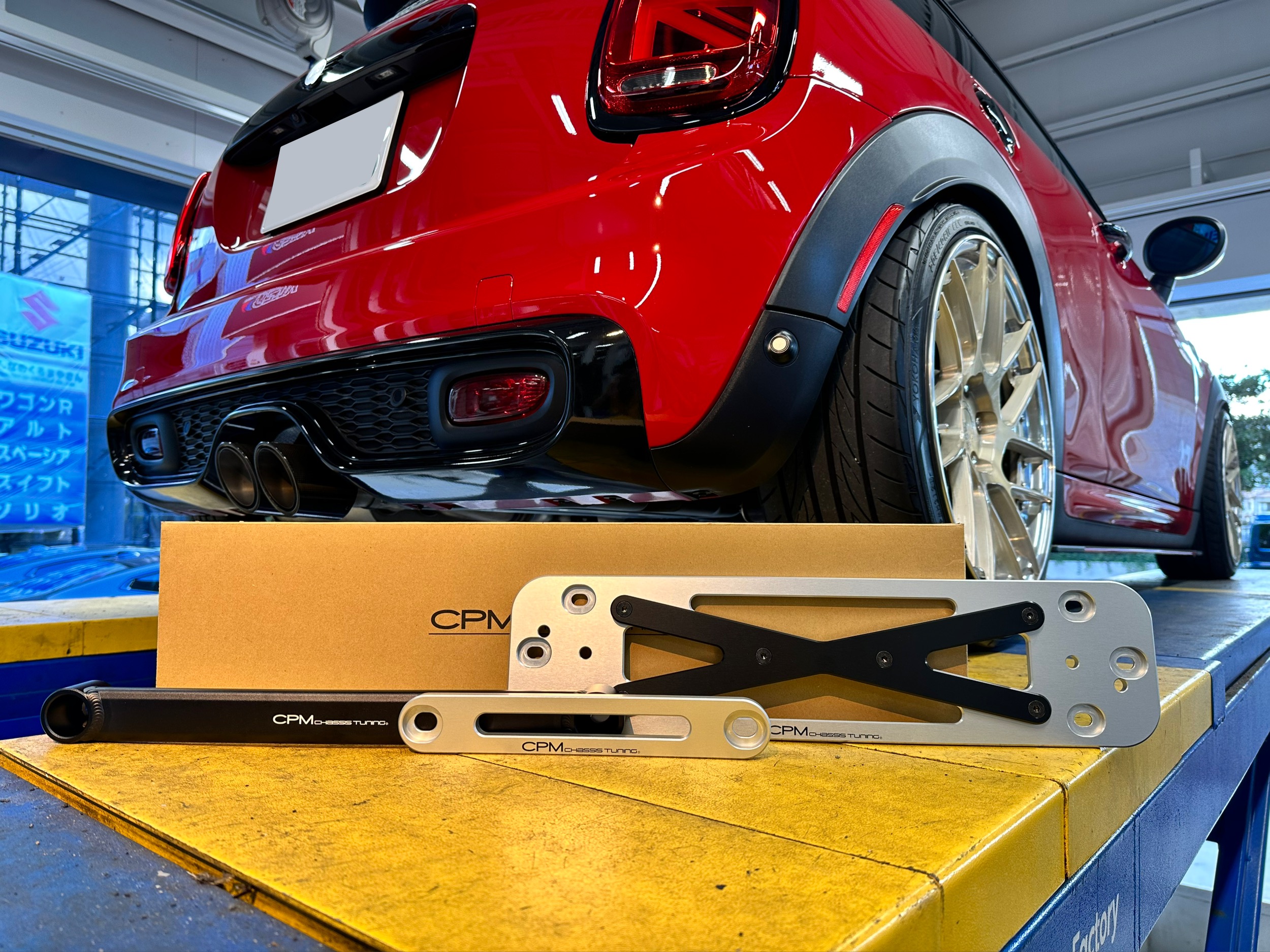 F56 COOPER S に AUTOSTYLE Wide View Blue Mirror Lens、そしてまたもやCPM鬼レンチャン ...