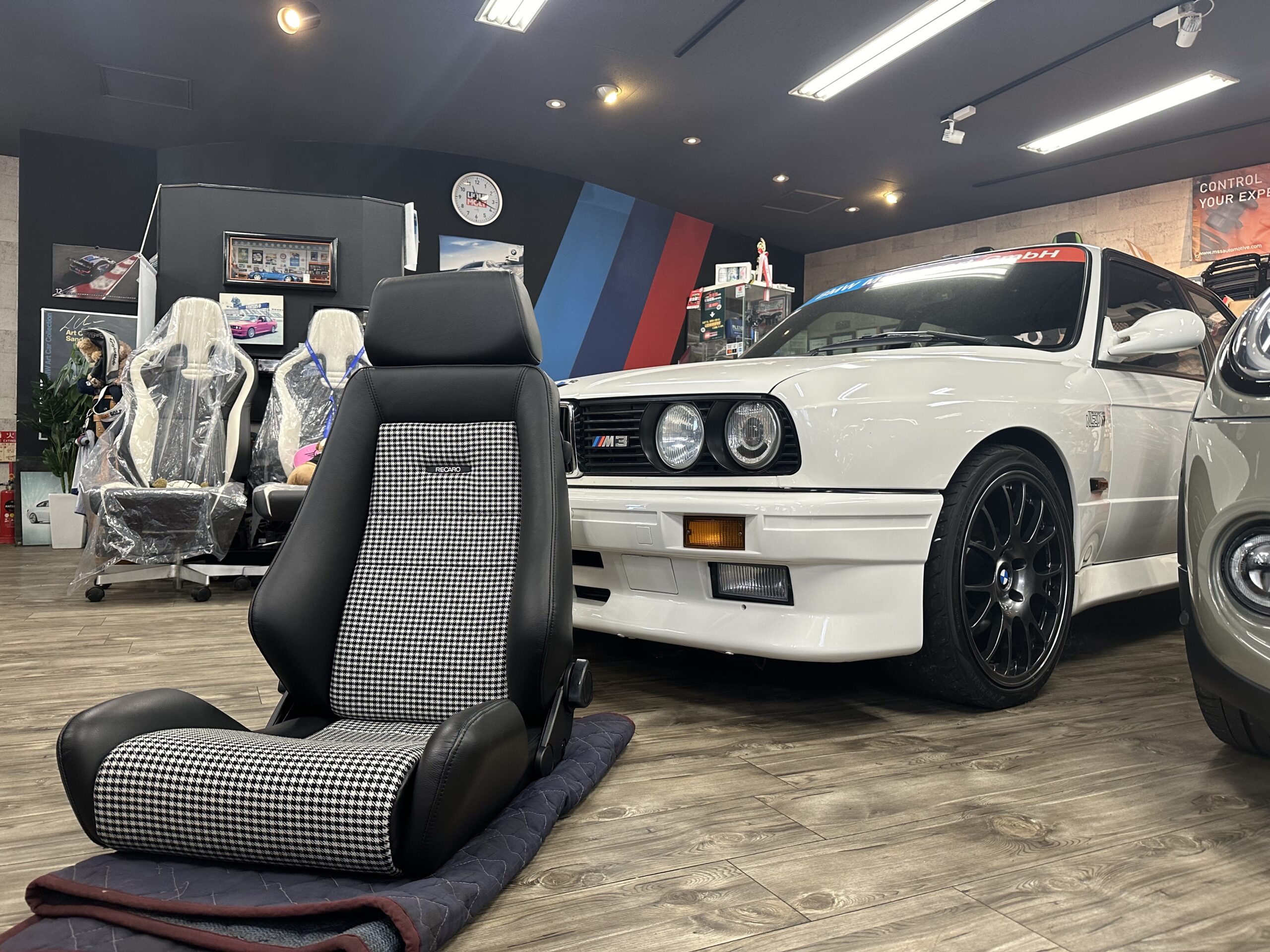RECARO 限定モデル Classic LX Pepita が渋すぎる！！！ - ALLZU 