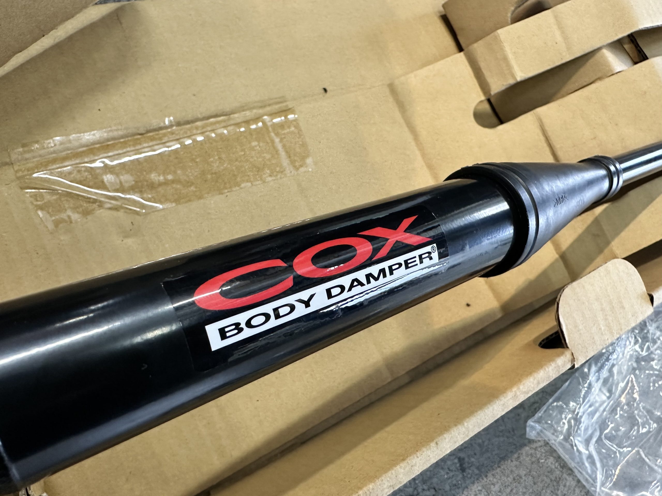 G30 523d Msport に COX CODY DAMPER！KW × CPM × COX BODY DAMPERの組み合わせは最高！ -  ALLZU Motorenbau : アルツモトーレンバウ