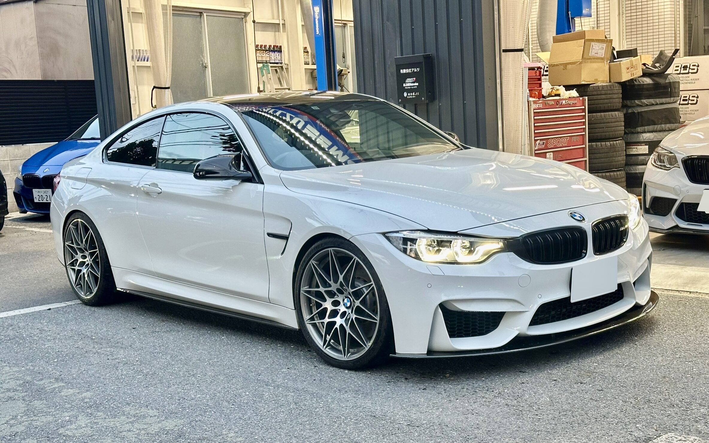 F82 M4 Competition LCIにStompin'ark、AUTOTECKNIC、M