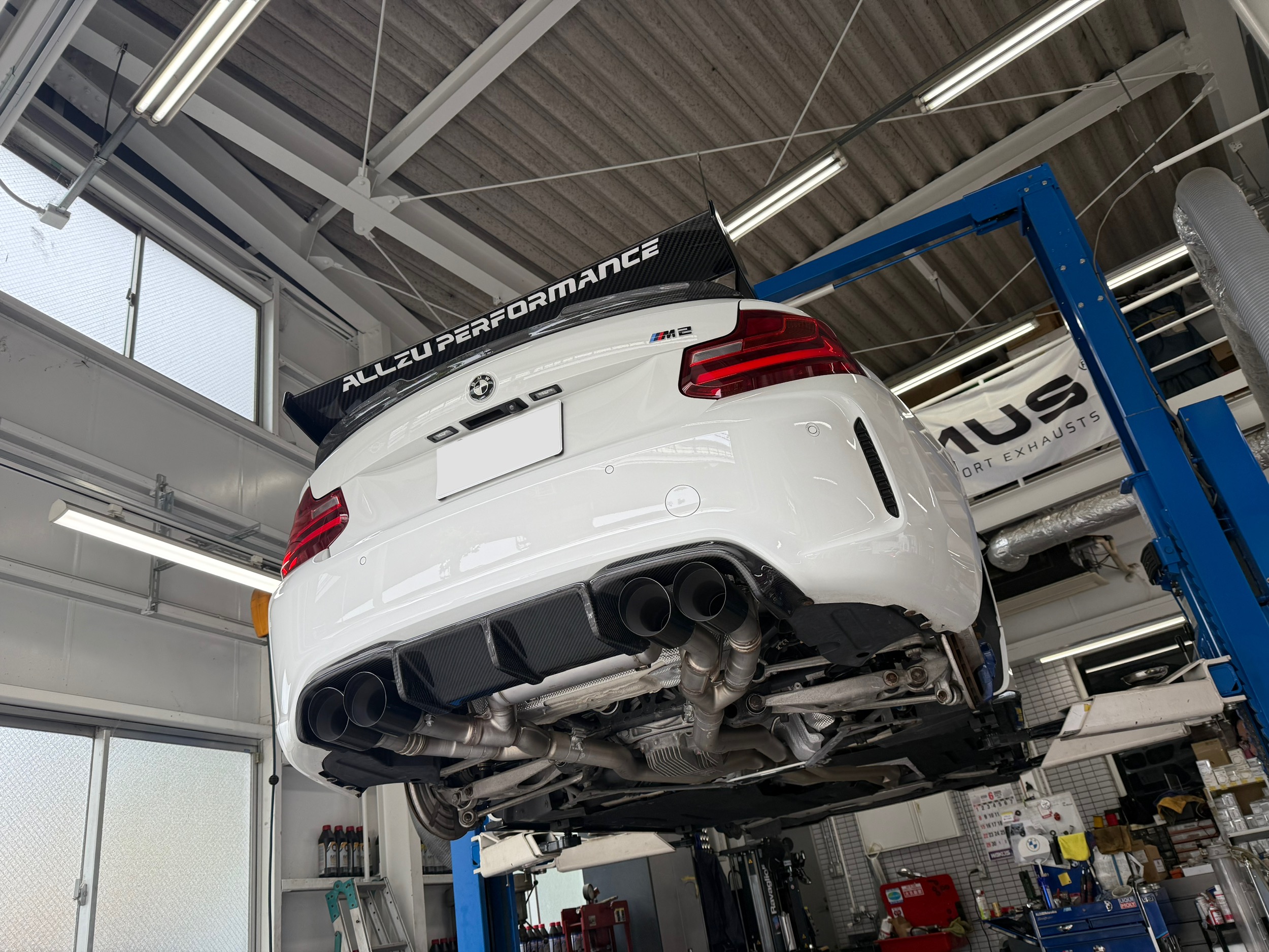 BMW M2 F87 純正キャタライザー BMW M2(F87)/M3(F80)/M4(F82) パフォーマンス ダウンパイプ