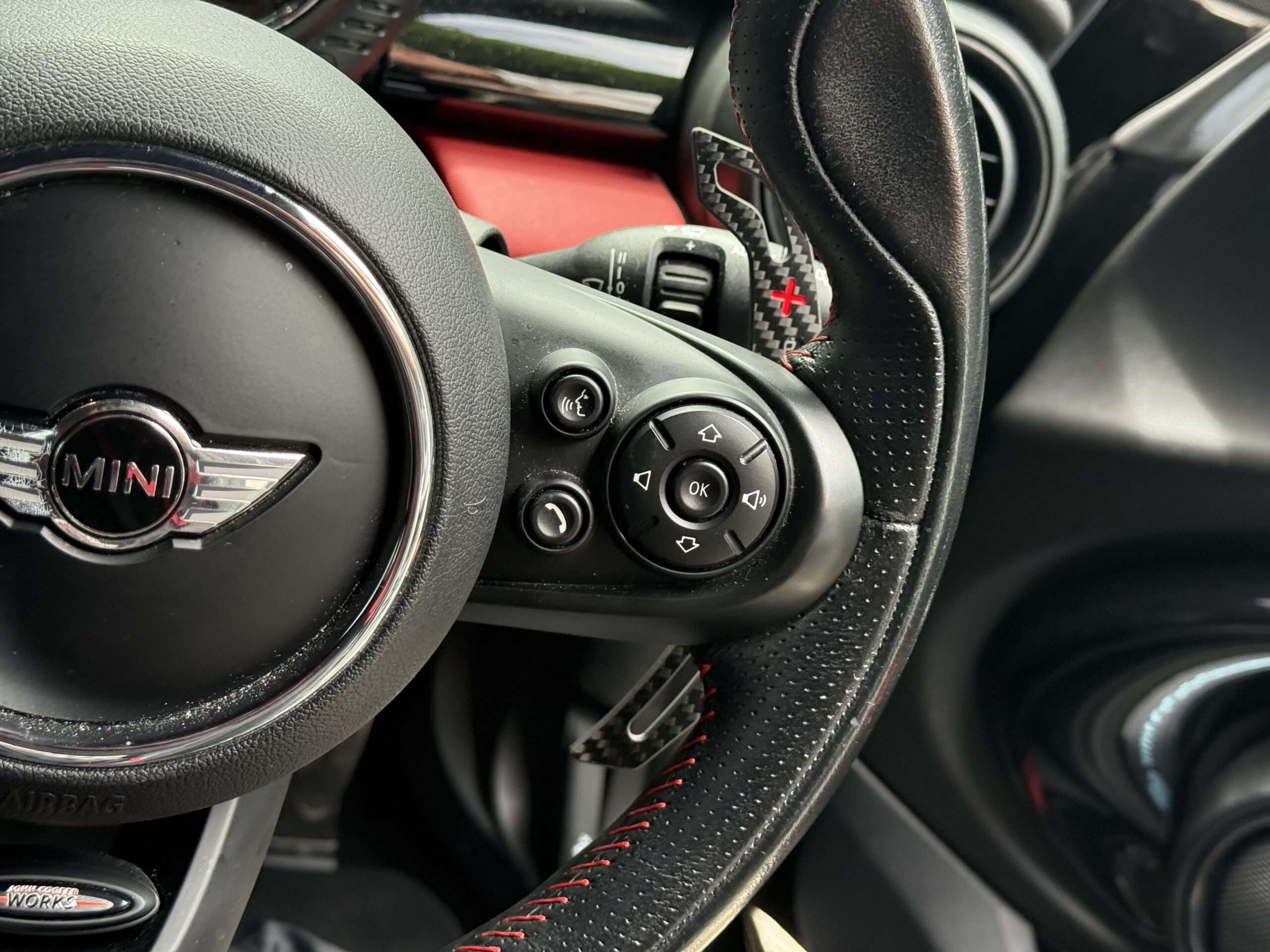 SAXTZDS シフターパドル、MINICooperに適合F54F55 F56 F57 F60 S JCW MINI マグネティック パドルシフト COOPER S JCW F54 F55 F56 F57 F60 – ナガホリレーシング